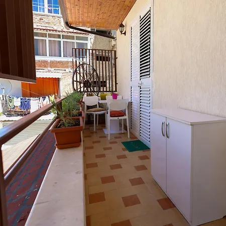 Berat Central Studio Extérieur photo